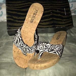Moda “Kelsey” wedge sandals